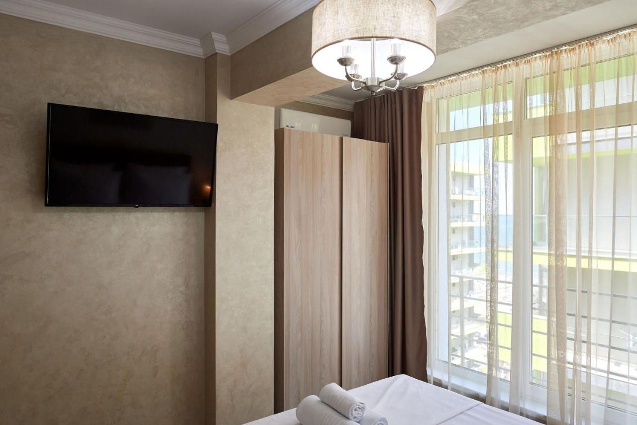 Berlin Luxury Apartment Spa N Pool Beach Resort Năvodari Eksteriør billede