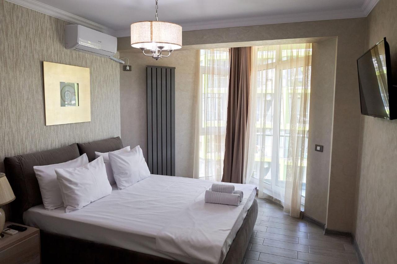 Berlin Luxury Apartment Spa N Pool Beach Resort Năvodari Eksteriør billede