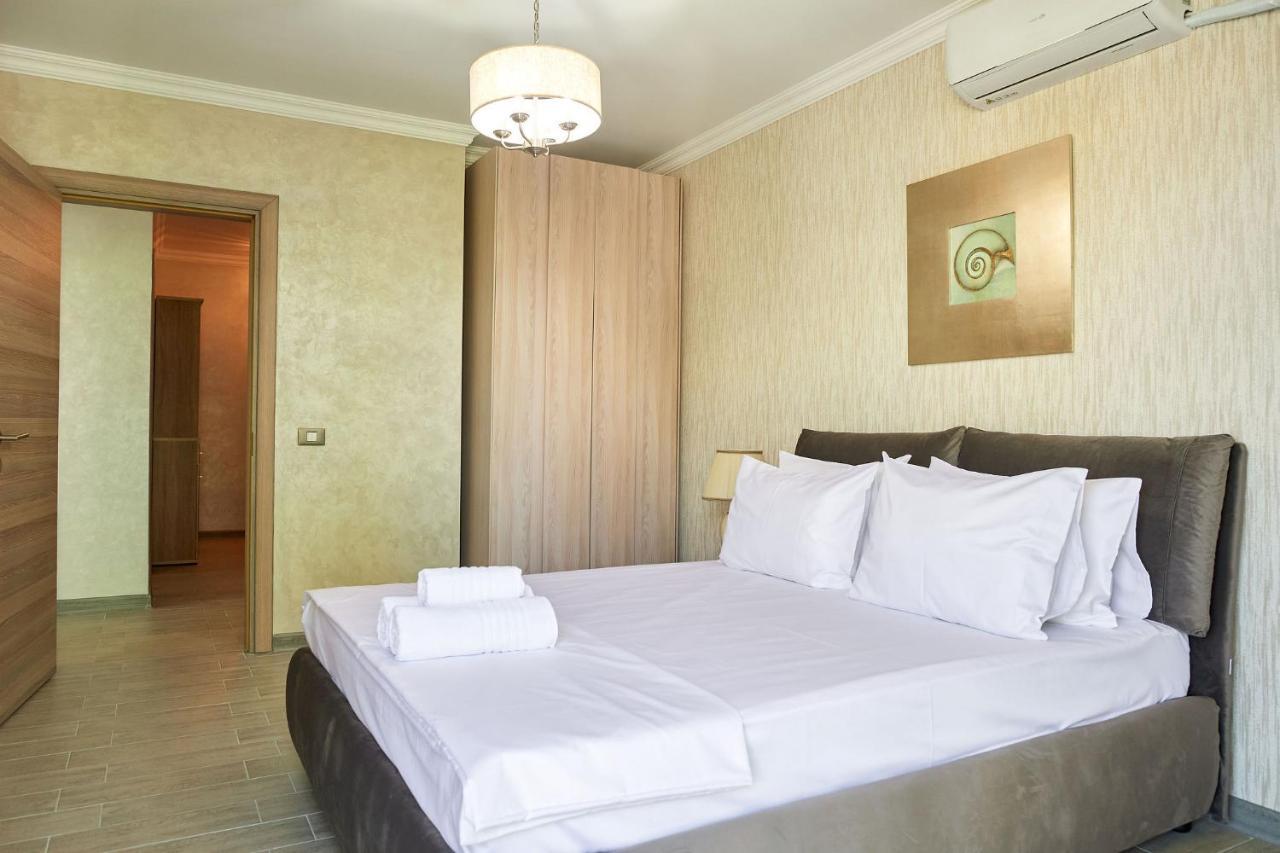 Berlin Luxury Apartment Spa N Pool Beach Resort Năvodari Eksteriør billede