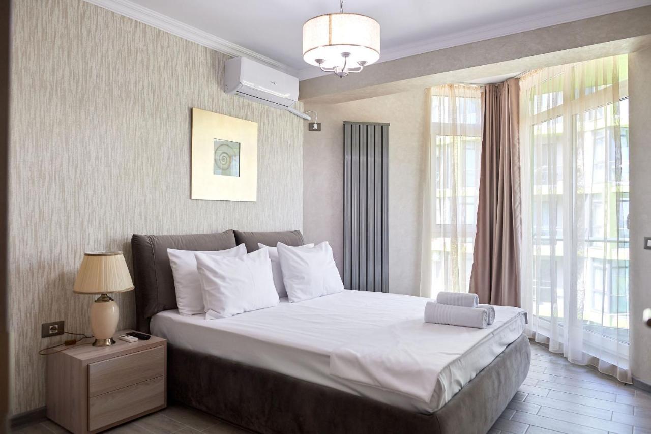 Berlin Luxury Apartment Spa N Pool Beach Resort Năvodari Eksteriør billede